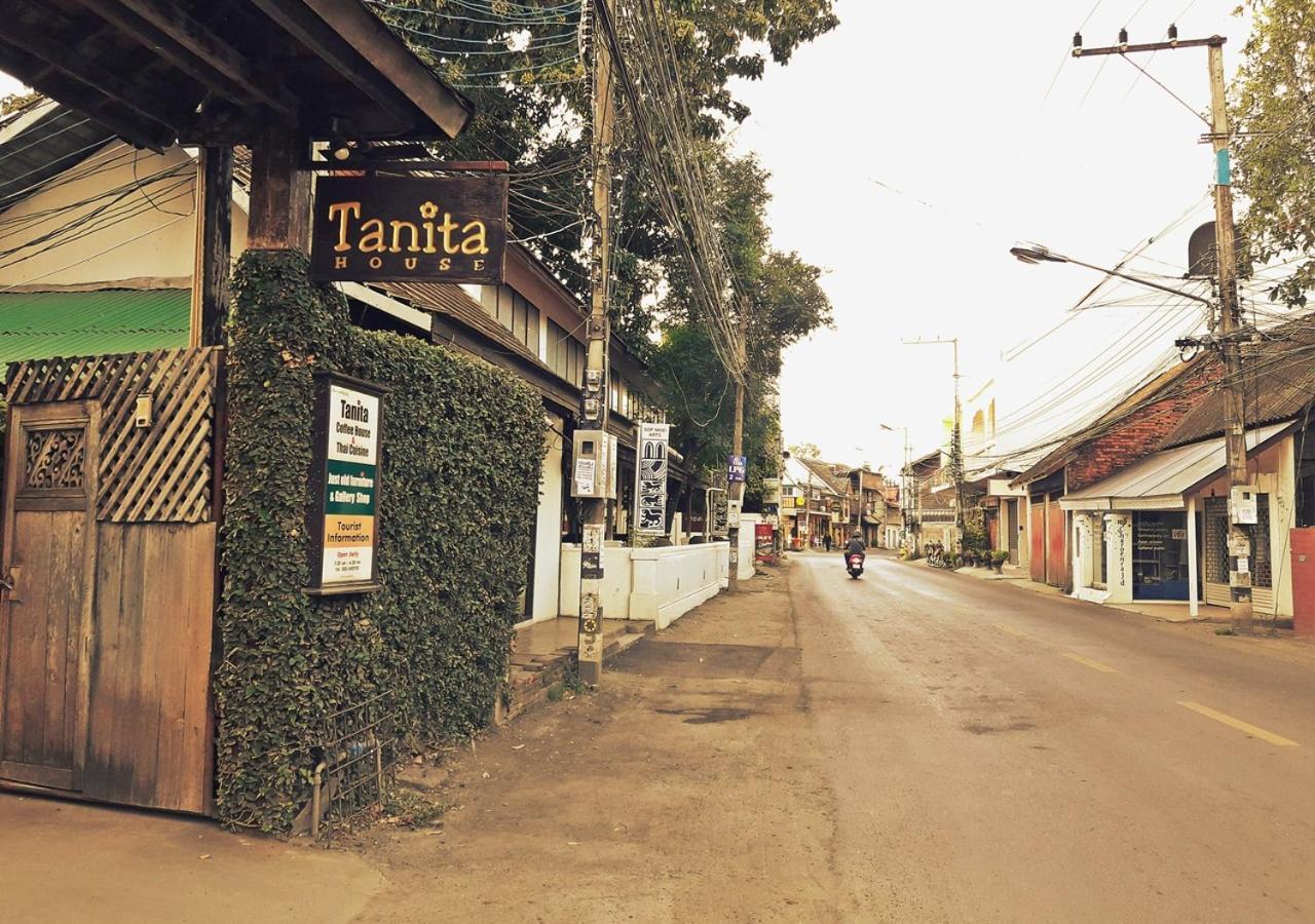 チエンマイ Tanita House Bed & Breakfast エクステリア 写真