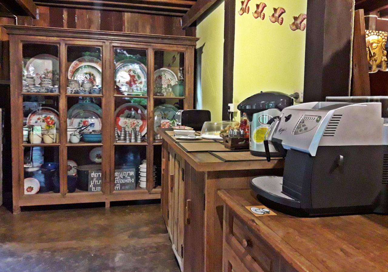 チエンマイ Tanita House Bed & Breakfast エクステリア 写真